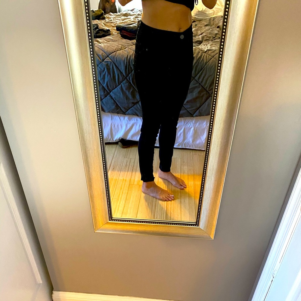 Black skinny jeans